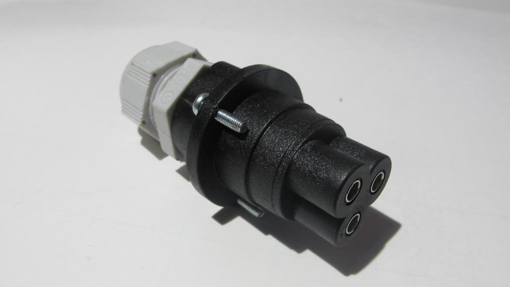 3 poliger Elektrostecker Faster
dreipoliger Elektrostecker Faster